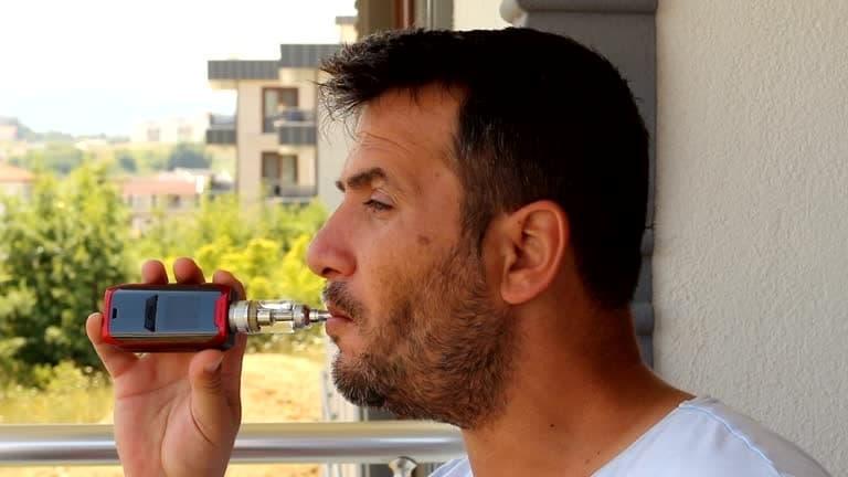 How vape culture fuels the hype electronic cigarette boom and why vape users are switching to new devices